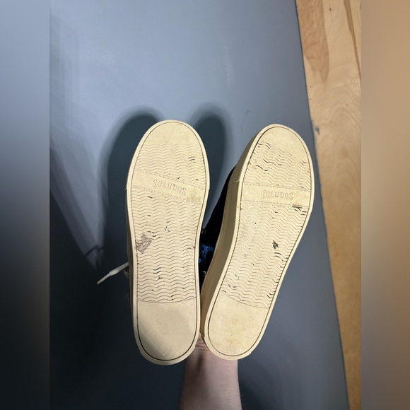 Soludos X Lockhart Sneaker Blue Velvet Embroidered Size 6.5 - Picture 6 of 7